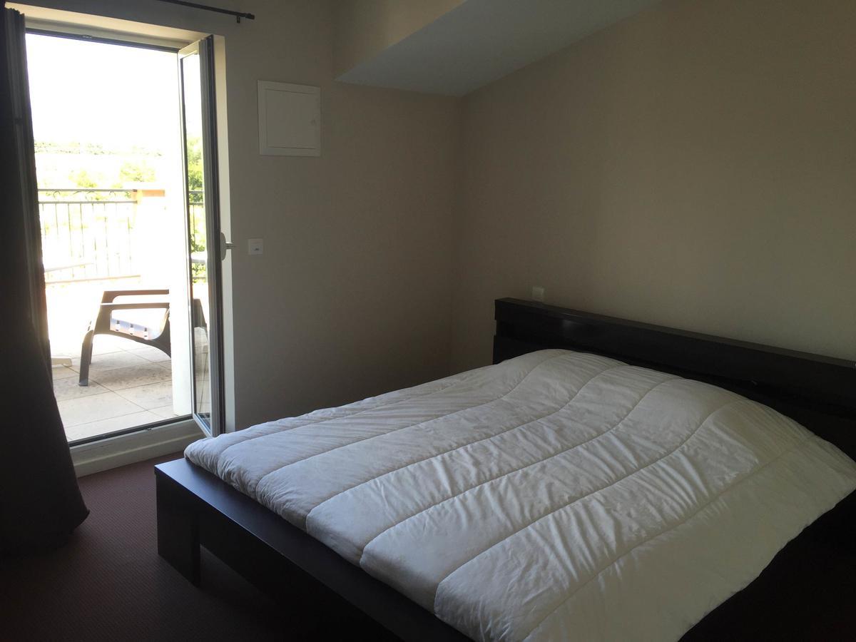 Auberge Les Olivades Mallemort Ngoại thất bức ảnh